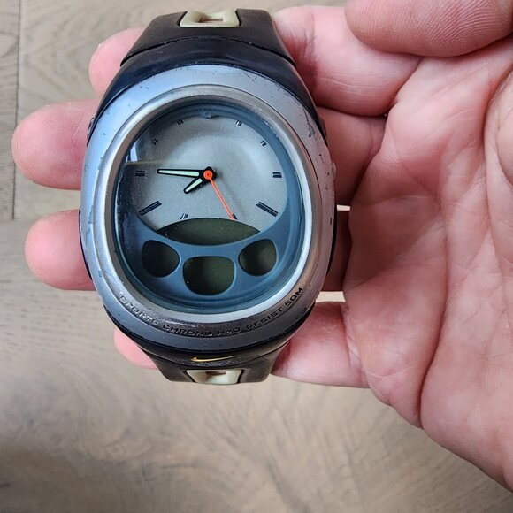 Men's Vintage 90s Nike Triax Watch - Picture 8 of 14